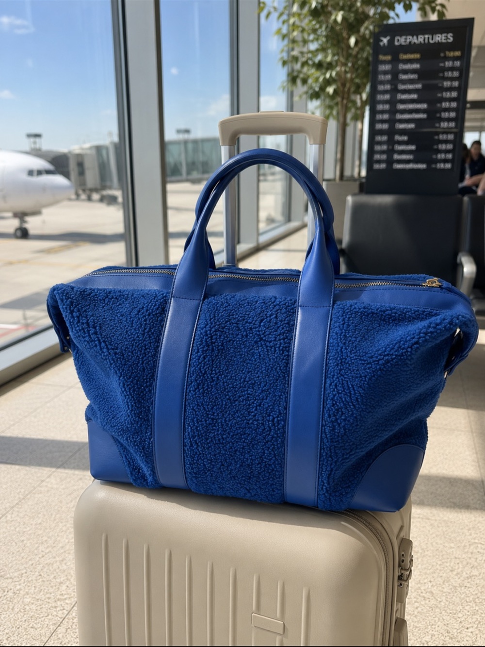 Stoney Clover Lane Sherpa Tote - Picture 2 of 12